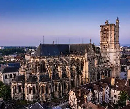 Ariel Calme Et Confort A 5 Min De La Gare Apartman