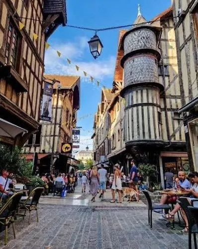 Ariel Calme Et Confort A 5 Min De La Gare Apartman